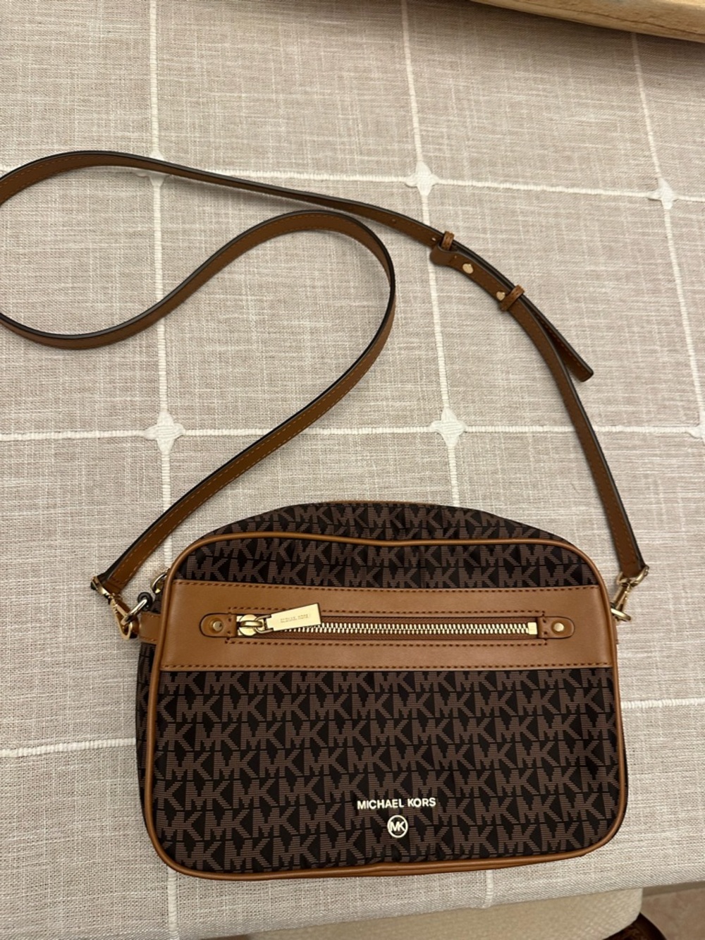 Michael Kors Crossbody Bag - Picture 10 of 13